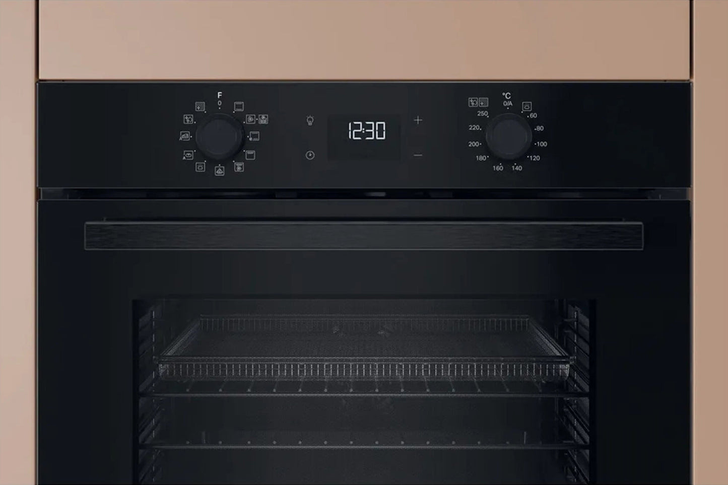 Hotpoint Class 2 Built-In Multiflow Electric Single Oven | HO458CFBUK