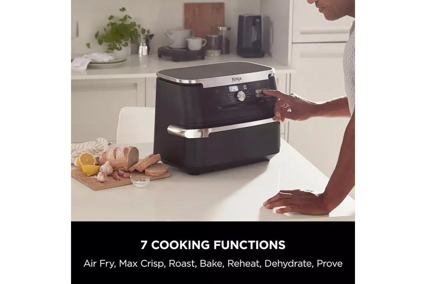 Ninja 10.4L Foodi Dual Zone Air Fryer | AF500UK | Black