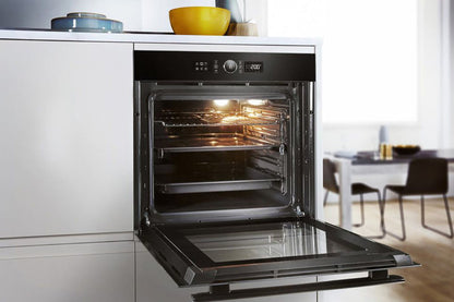 Whirlpool Built-in Electric Single Oven | AKZ96230NB