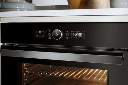 Whirlpool Built-in Electric Single Oven | AKZ96230NB