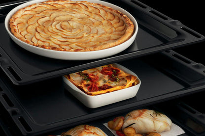 Whirlpool Built-in Electric Single Oven | AKZ96230NB