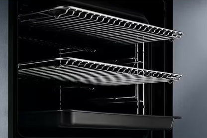 AEG 3000 Series Built-in Aqua Clean Oven | BEX335011B