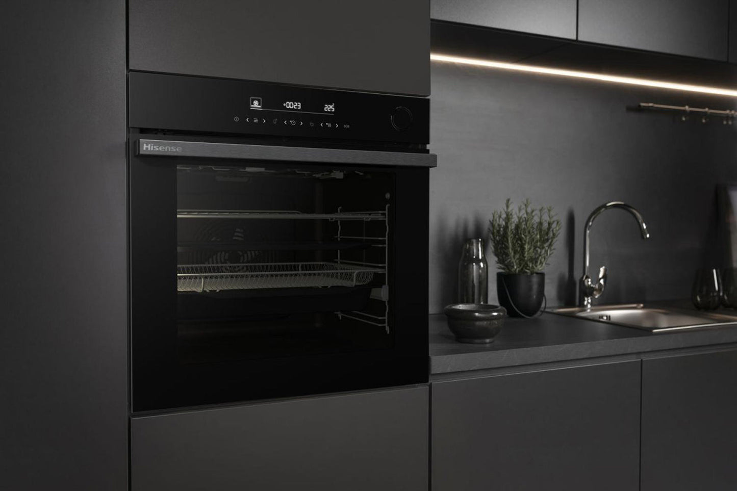 Hisense Built-in Electric Oven | BSA66346PDBGUK