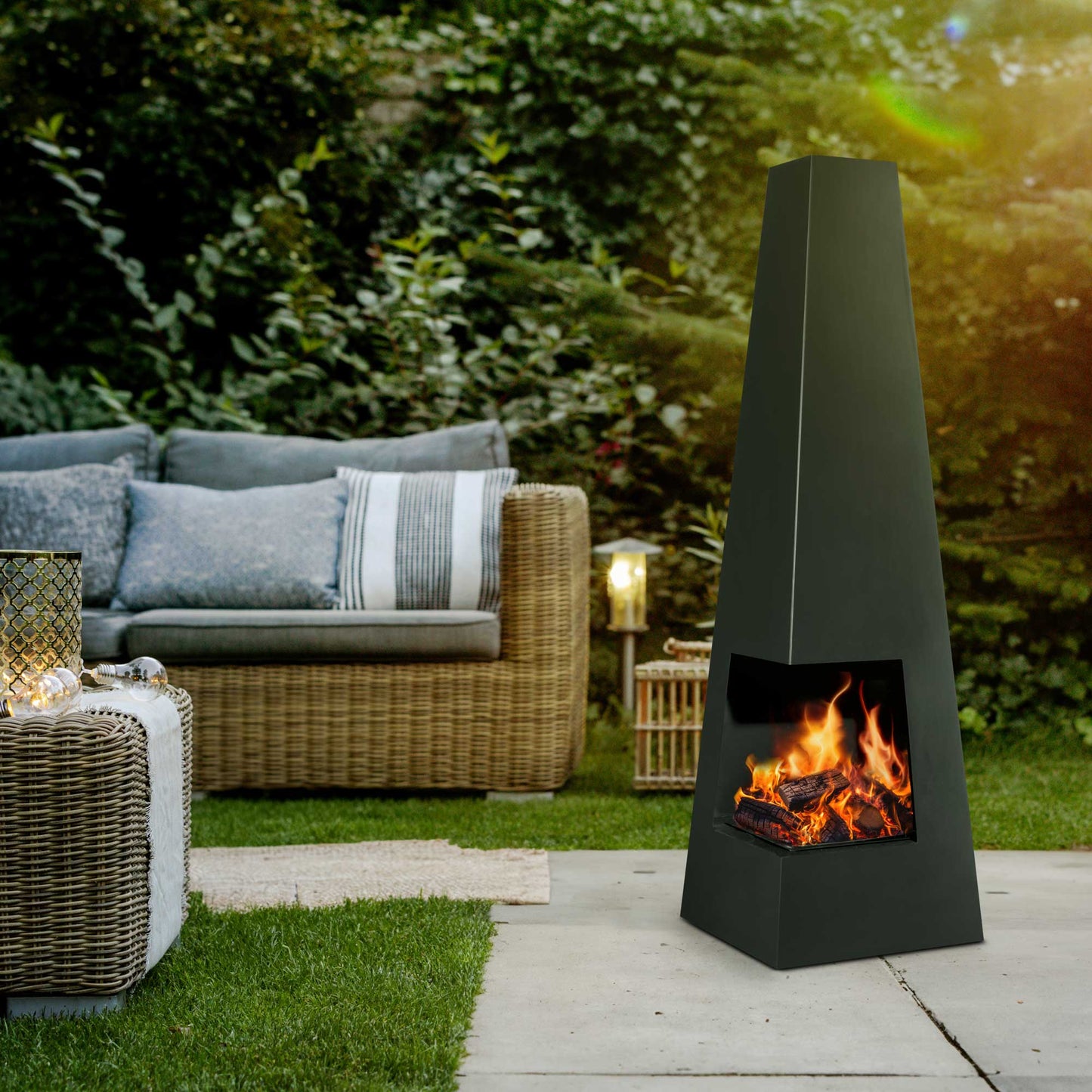Pyramid Chiminea, Wood Burner, Heater for Outdoors/Gardens/Patio - Black Steel - DG105