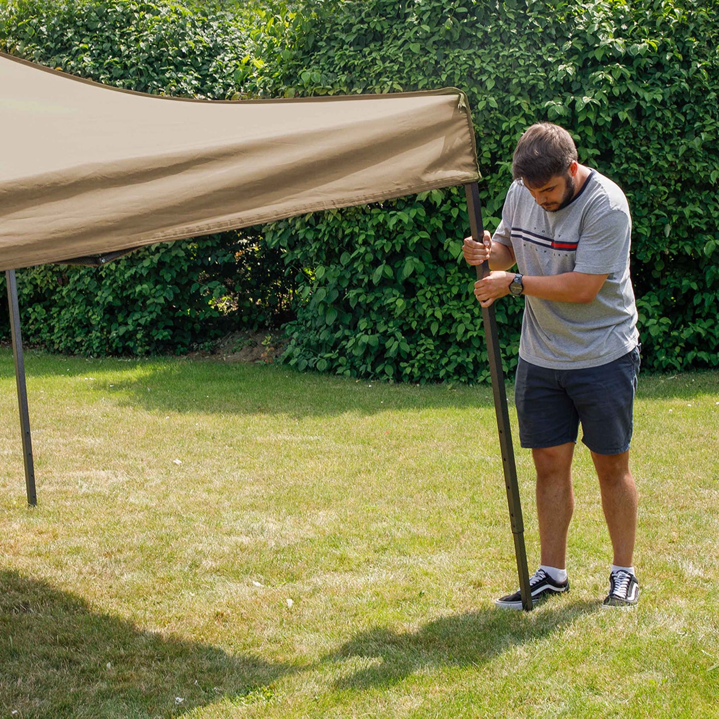 Premium 3x3m Pop-Up Gazebo, Water Resistant, Carry Bag, Stakes & Weight Bags - Beige - DG130
