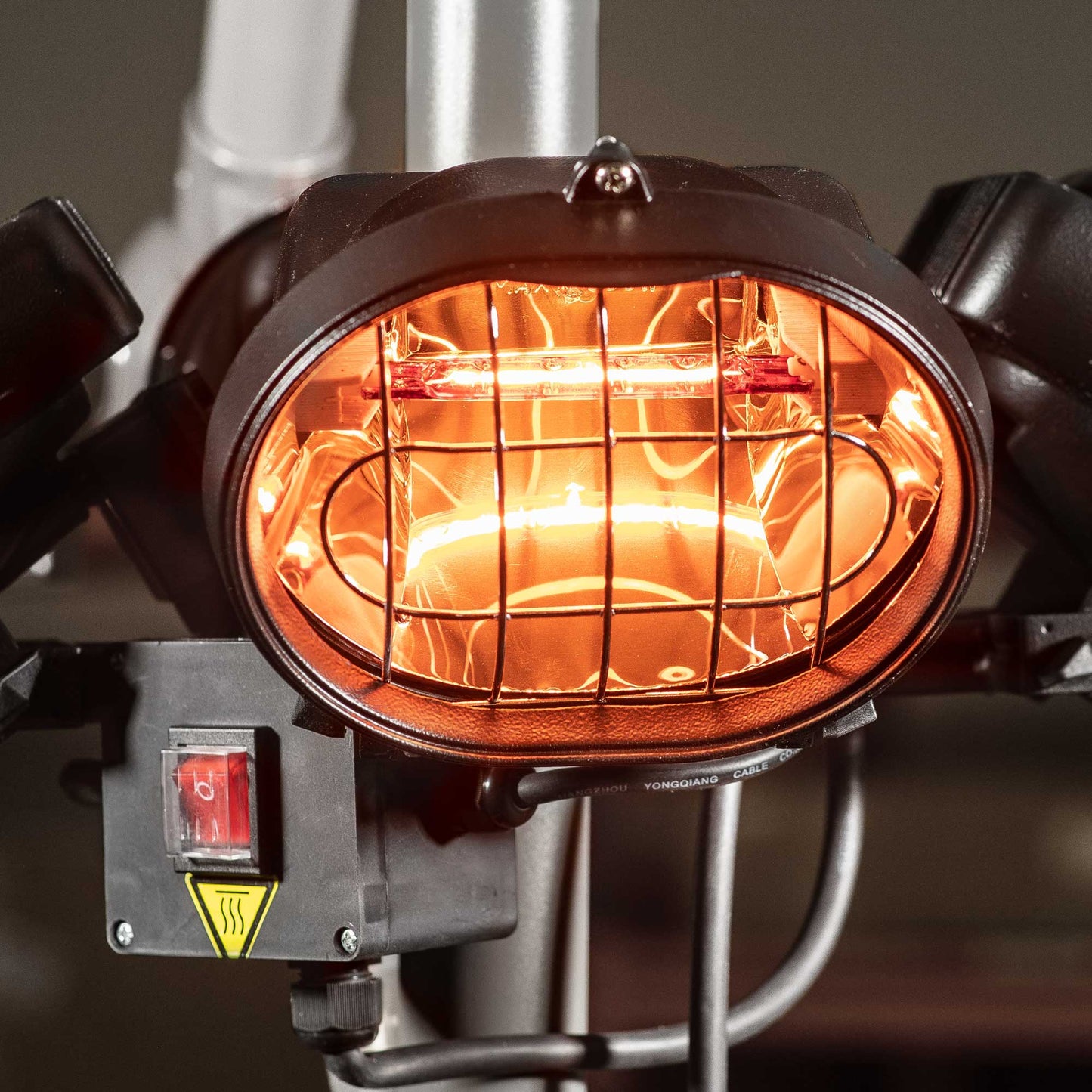 Folding Parasol/Gazebo/Patio Outdoor Infrared Heater, Four Panels, 1800W - DG178