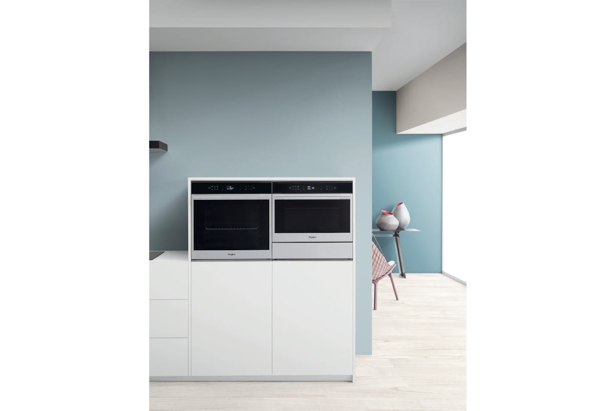 Whirlpool Built-in Electric Single Oven | W7OM44BPS1P