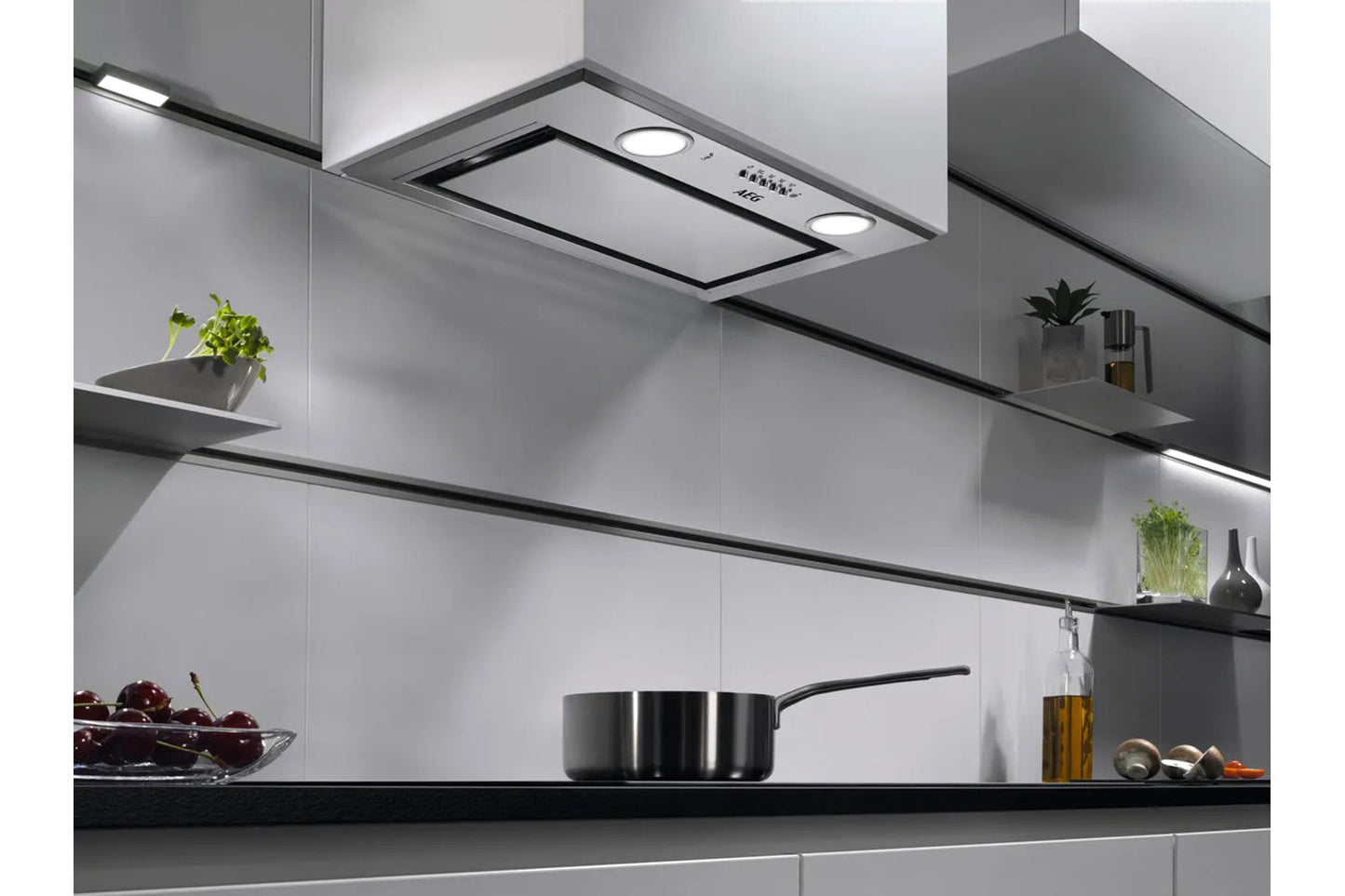 AEG 6000 54cm Hob2Hood Built-in Cooker Hood | DGE5661HM