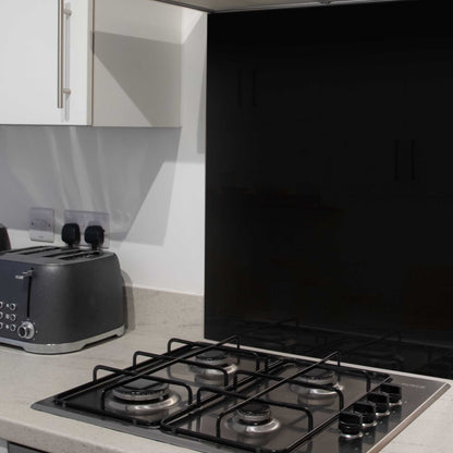 Baridi 60cm Angled Chimney Cooker Hood with Carbon Filters & Black Glass Splashback - DH210