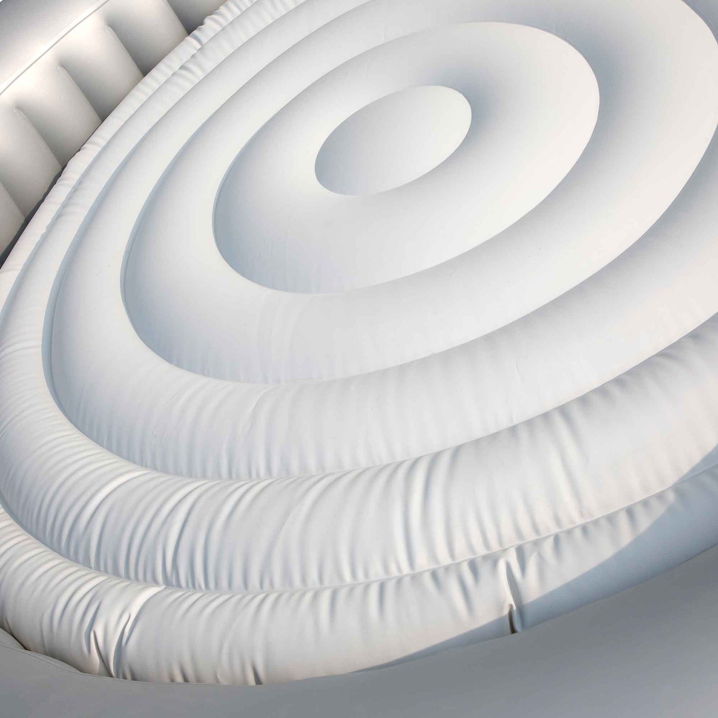 2-4 Person Inflatable Hot Tub Spa with Smart Pump and Accessory Kit - Rattan Effect - DL100