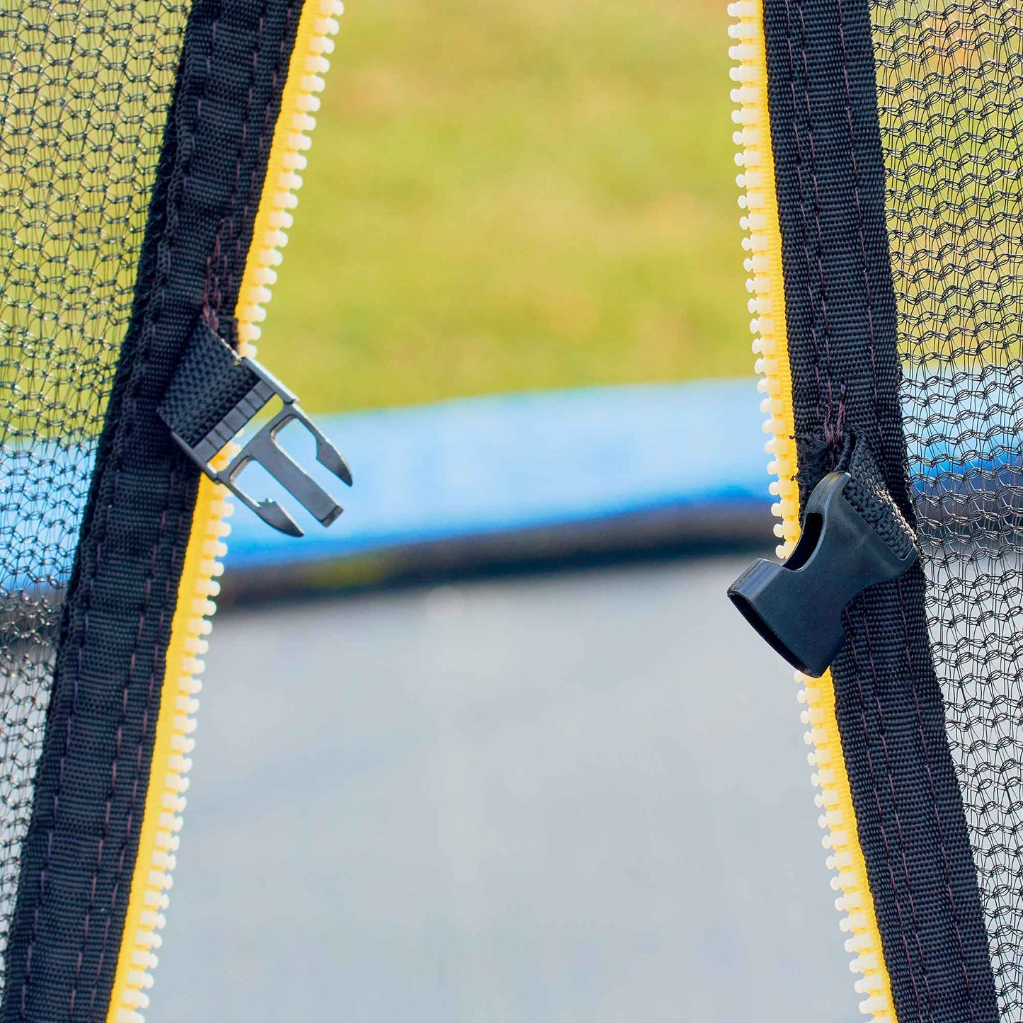 8ft Heavy-Duty Outdoor Trampoline For Kids with Safety Enclosure Net - DL67