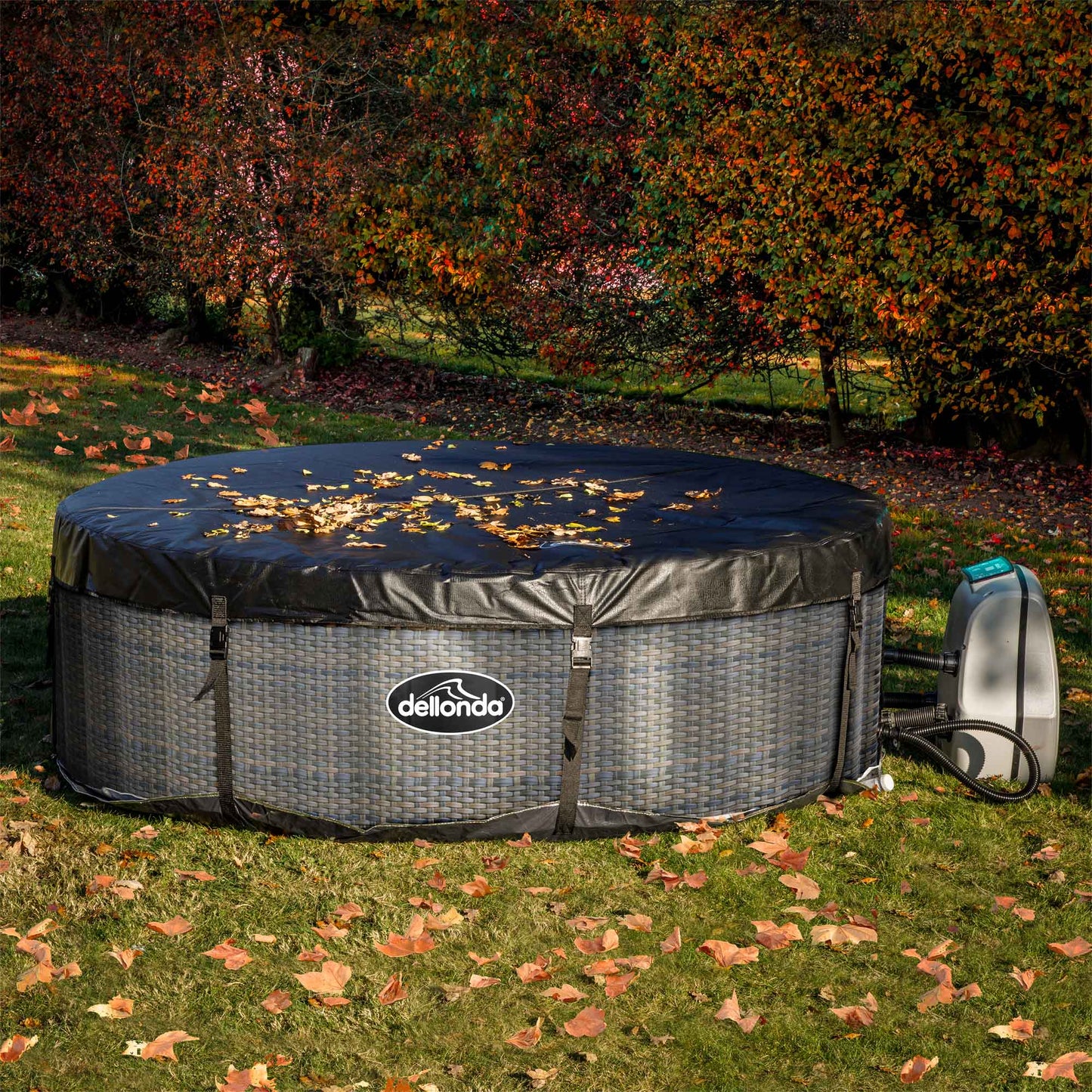 4-6 Person Inflatable Hot Tub Spa Starter Kit with Smart Pump - Rattan Effect - DL101