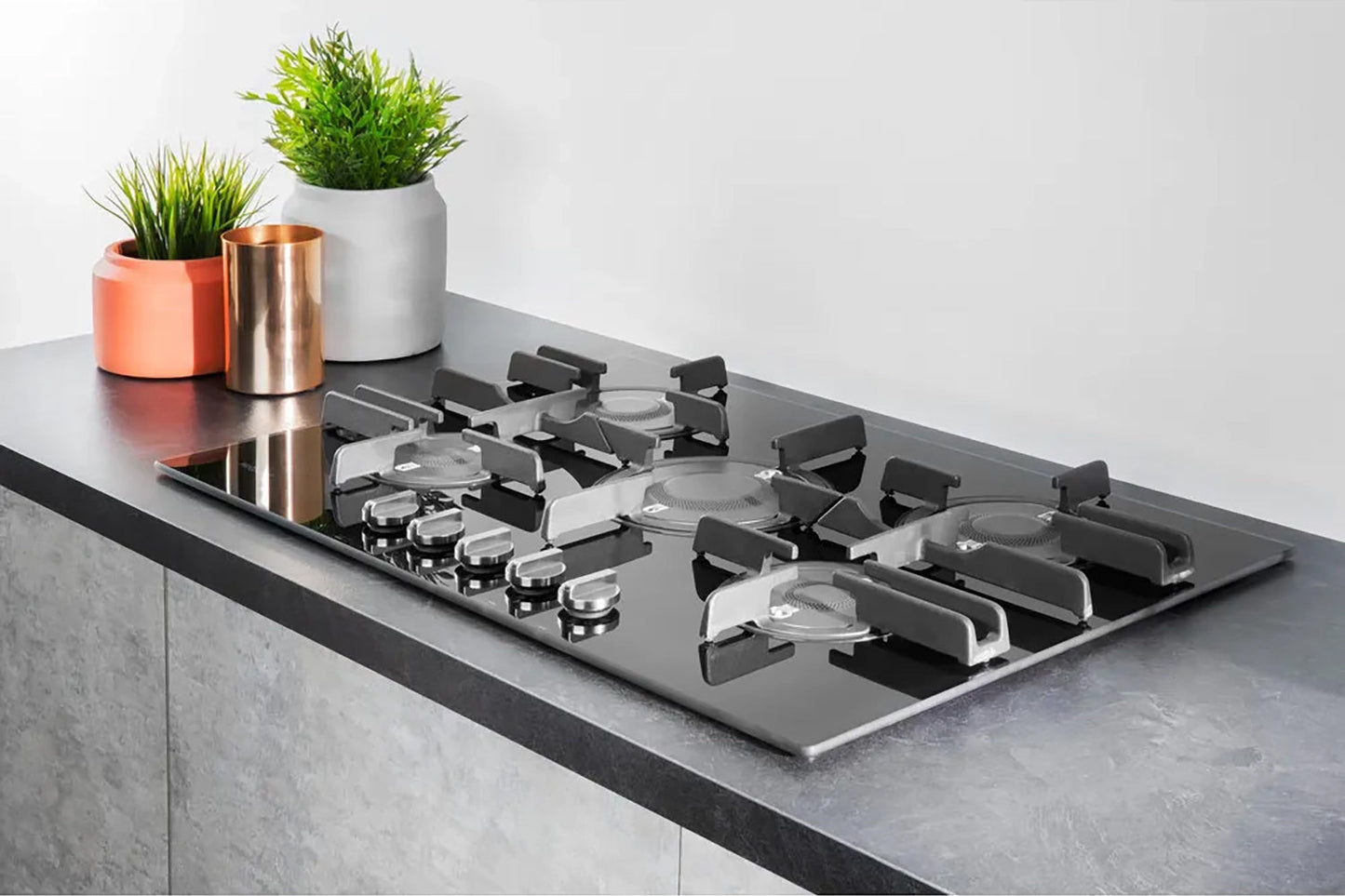 Hotpoint 75cm Built-in Gas Hob | FTGHG751D/H(BK) | Black