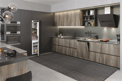 Haier Series 2 60cm Induction Hob | HAISJ64MC | Black