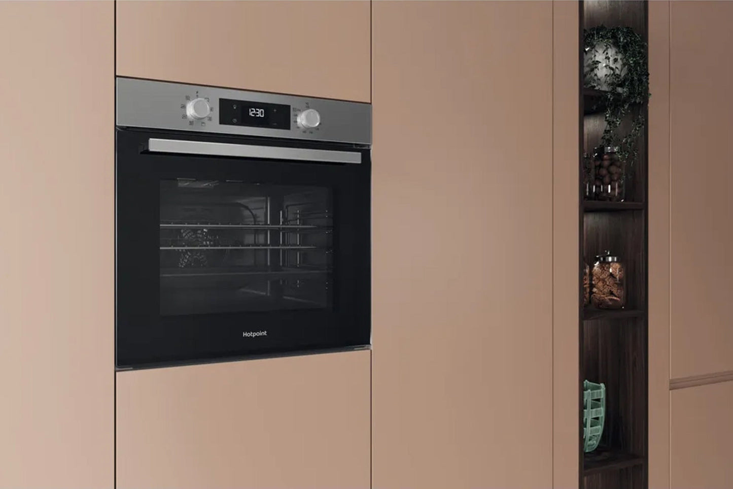 Hotpoint Class 2 Multiflow Electric Single Oven | HO255HXUK