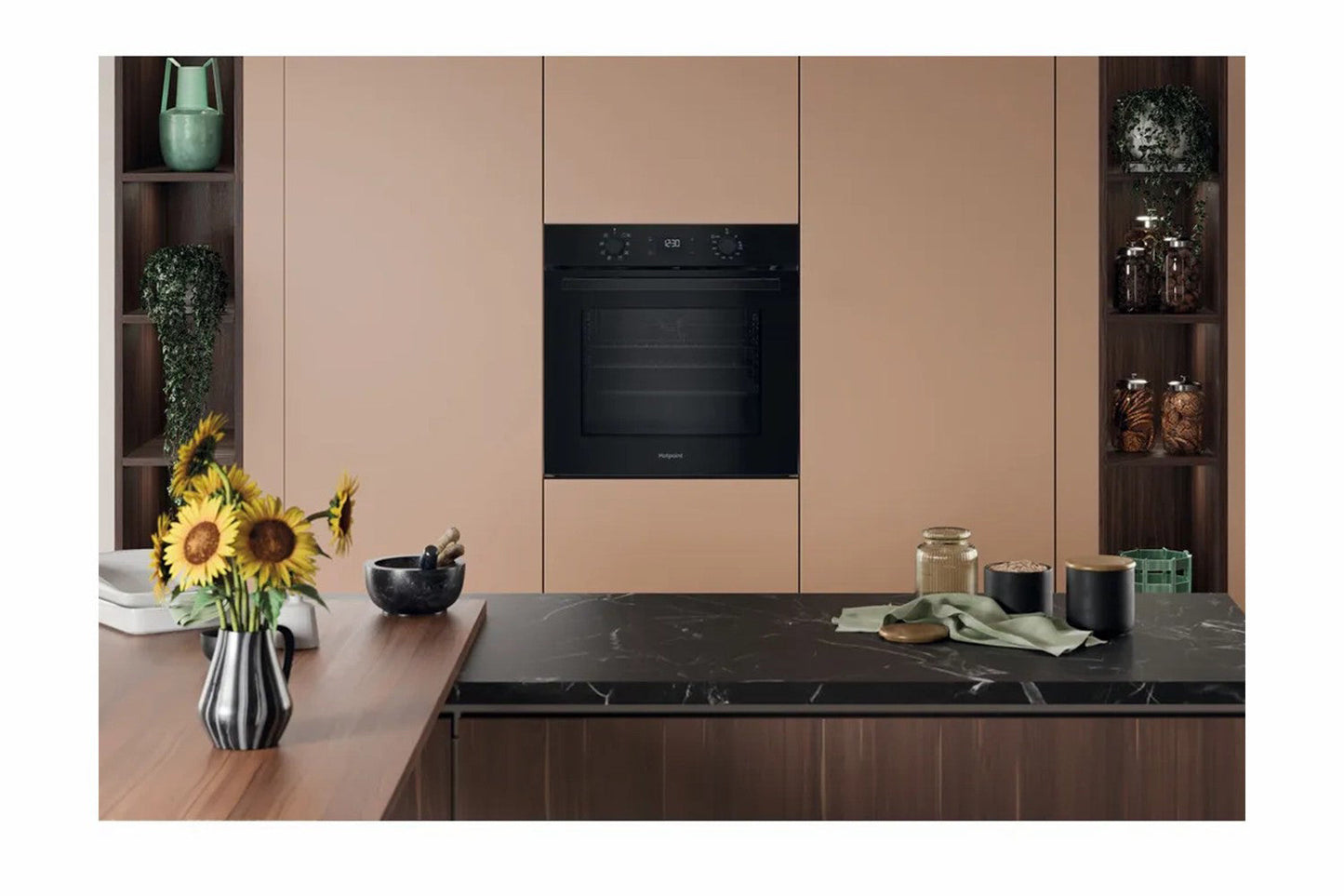 Hotpoint Class 2 Built-in Single Oven | HO475PBUK | Black