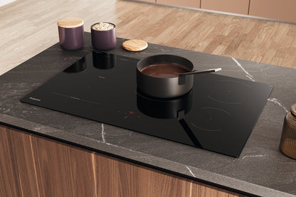 Hotpoint 80cm Built-in Induction Hob | HTX8017DCF2