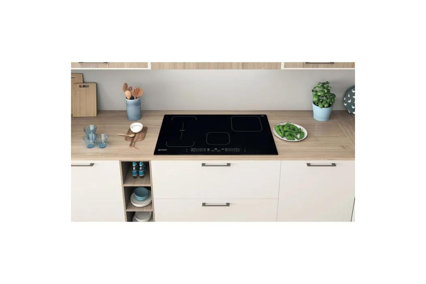 Indesit 77cm Ceramic Glass Built-in Induction Hob | IB21B77NE