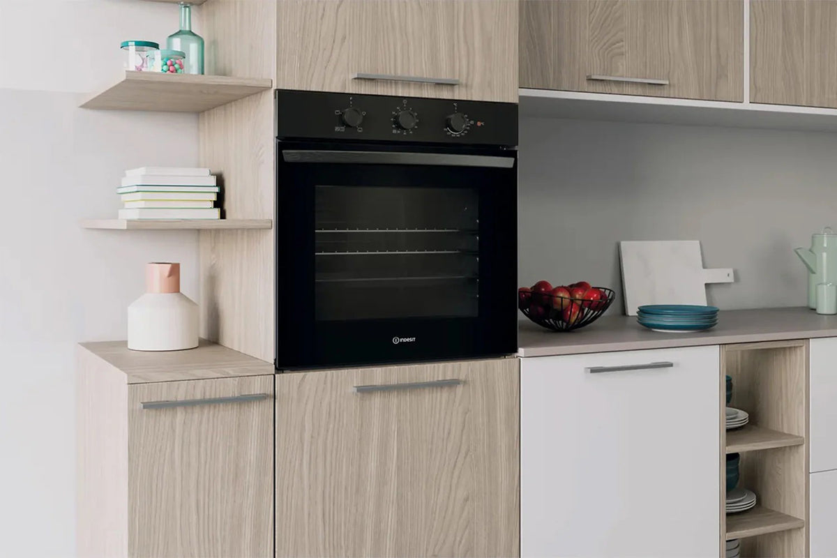 Indesit Built-in Electric Single Oven | IO232HBUK