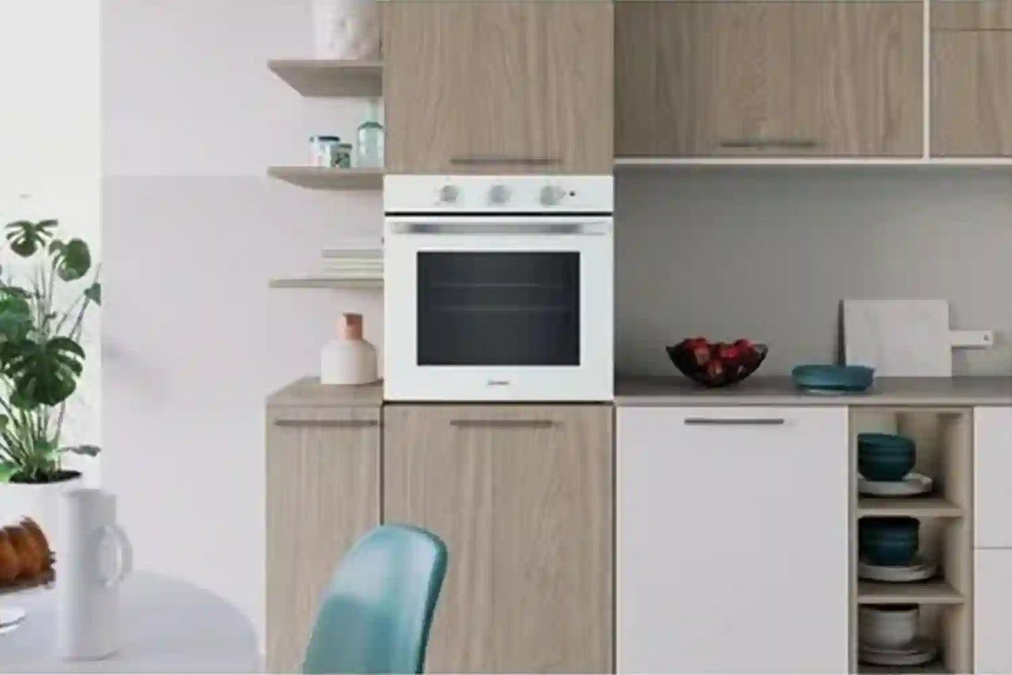 Indesit Built-in Electric Single Oven | IO232HW