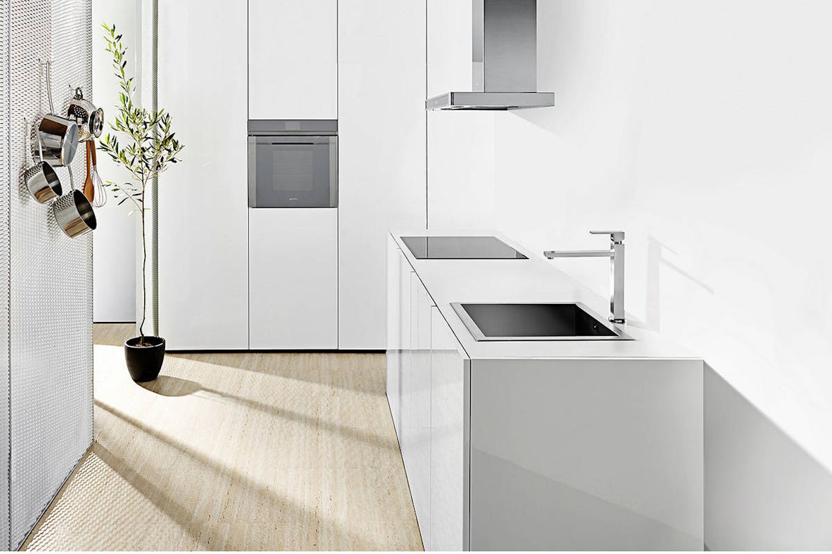 Smeg 110cm Universal Chimney Hood | KS110XE | Stainless Steel