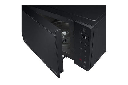 LG NeoChef 25L 1000W Freestanding Microwave with Grill | MH6535GIS