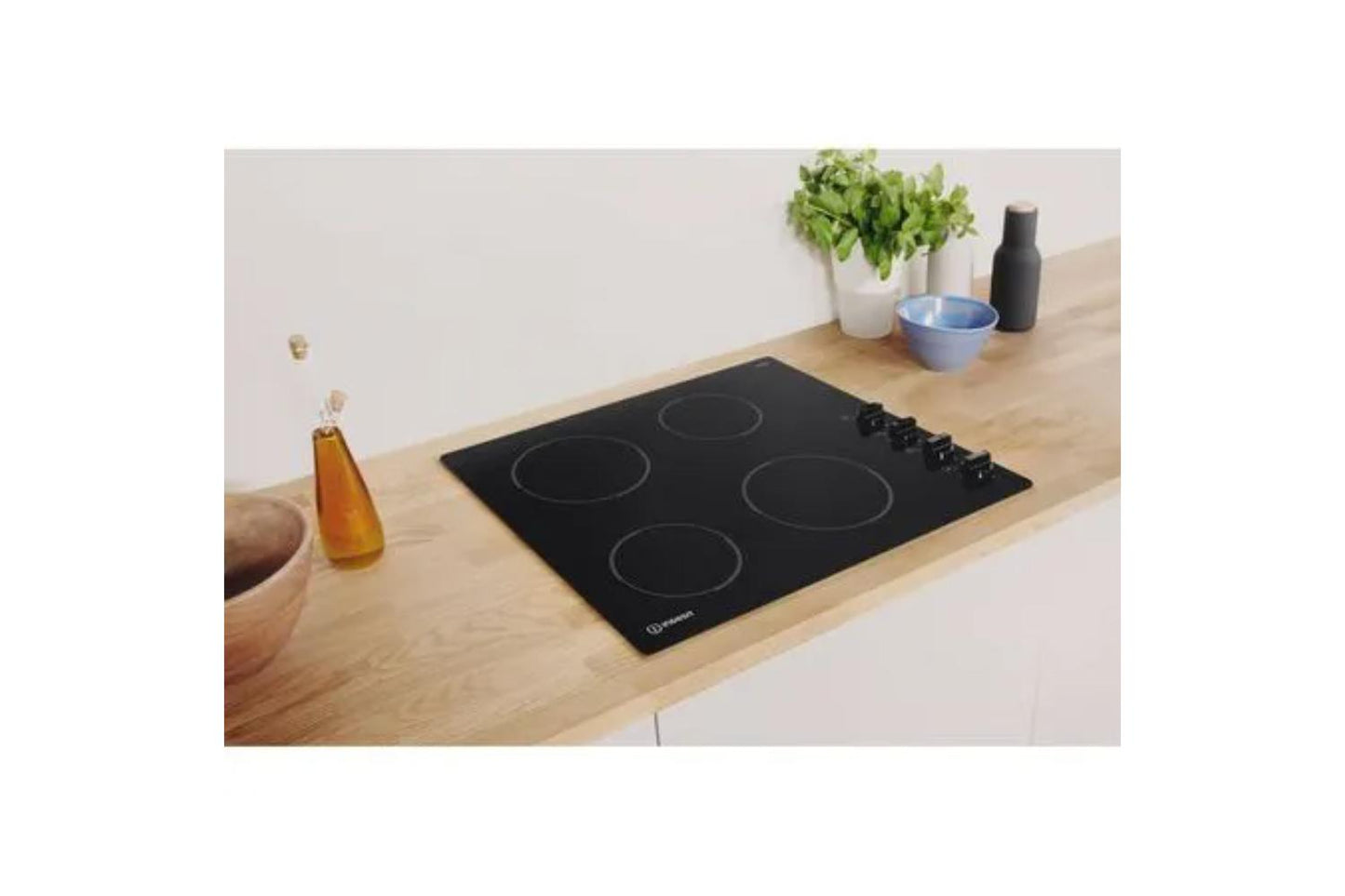 Indesit 58cm Built-in Ceramic Hob | RI860C