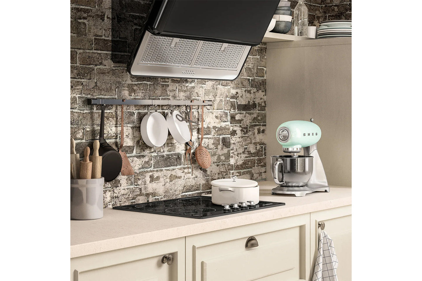 Smeg 60cm Built-in Induction Hob | Black