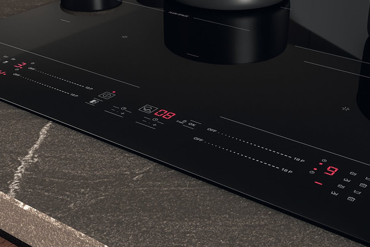 Hotpoint 60cm Built-in Induction Hob | TS3560FCPNE | Black