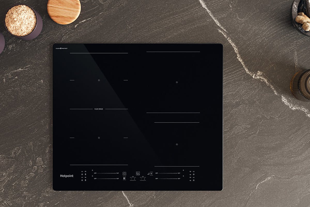 Hotpoint 60cm Built-in Induction Hob | TS3560FCPNE | Black