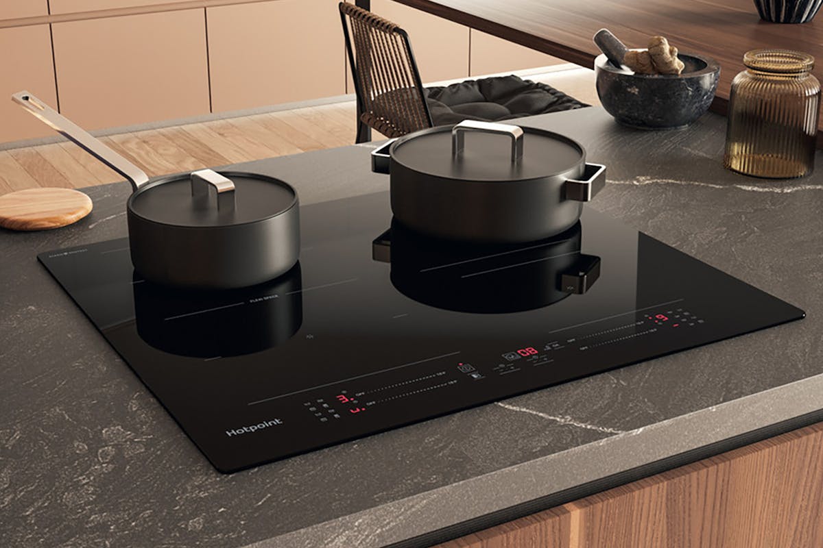 Hotpoint 60cm Built-in Induction Hob | TS3560FCPNE | Black