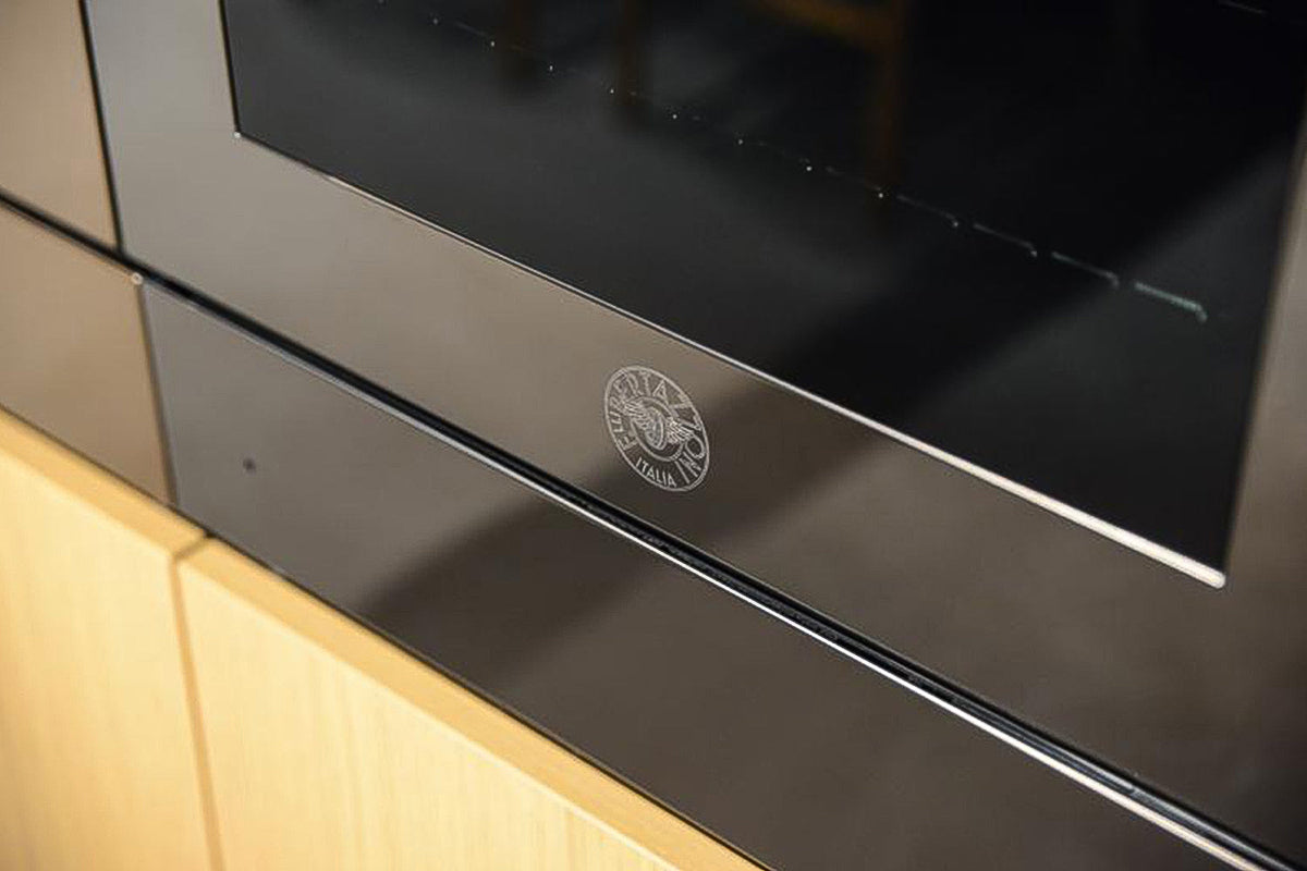 Bertazzoni Modern Series Warming Drawer | WD60S | Mirror Obsidian